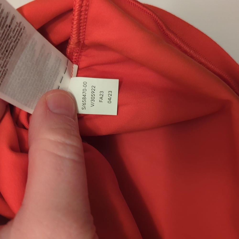 Athleta Transcend Ruched Tank - Picture 4 of 5